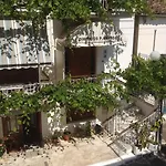 Dimitris Apartman